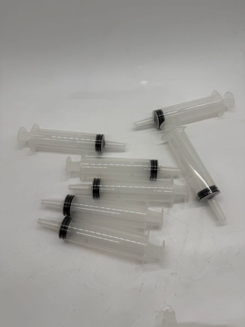 Impreza na Maxa! The Twiddlers Jello Shot Syringes – 25 Sztuk!