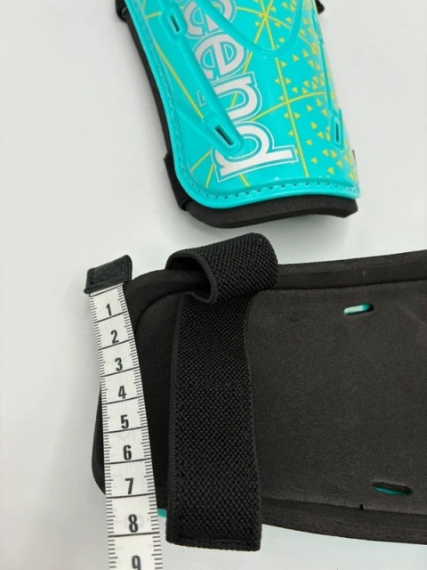 Ochraniacze „Neonowy Mur”