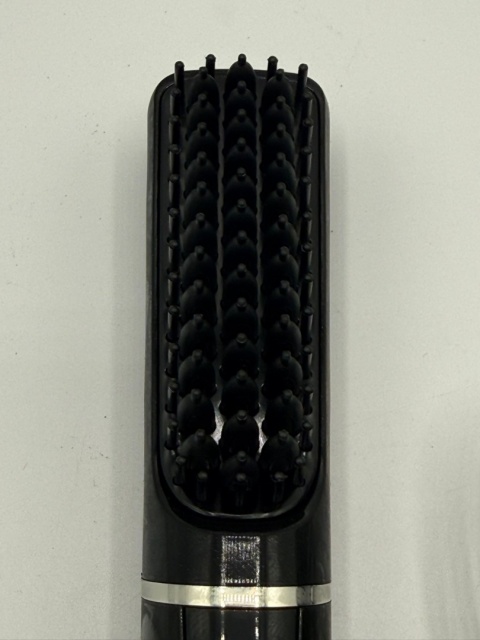 Koniec z lookiem na rozbitka! Elektryczny grzebień Wikinga dla Twojego zarostu